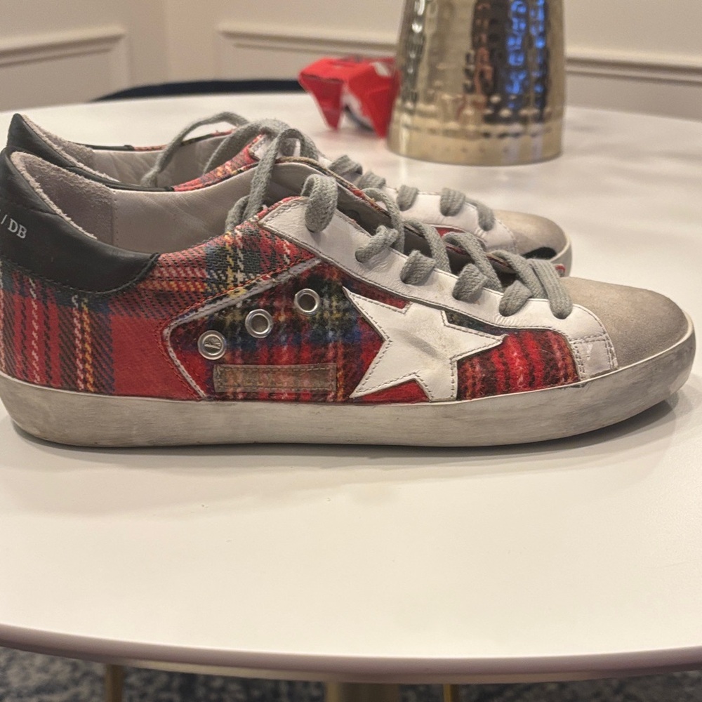 Golden Goose Superstar Red and White Sneakers with Gray Laces - Picture 8 of 8